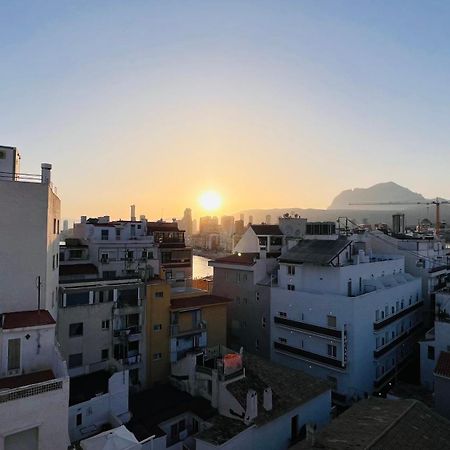 Atico Con Vistas En El Casco Antiguo De Benidorm Exterior foto