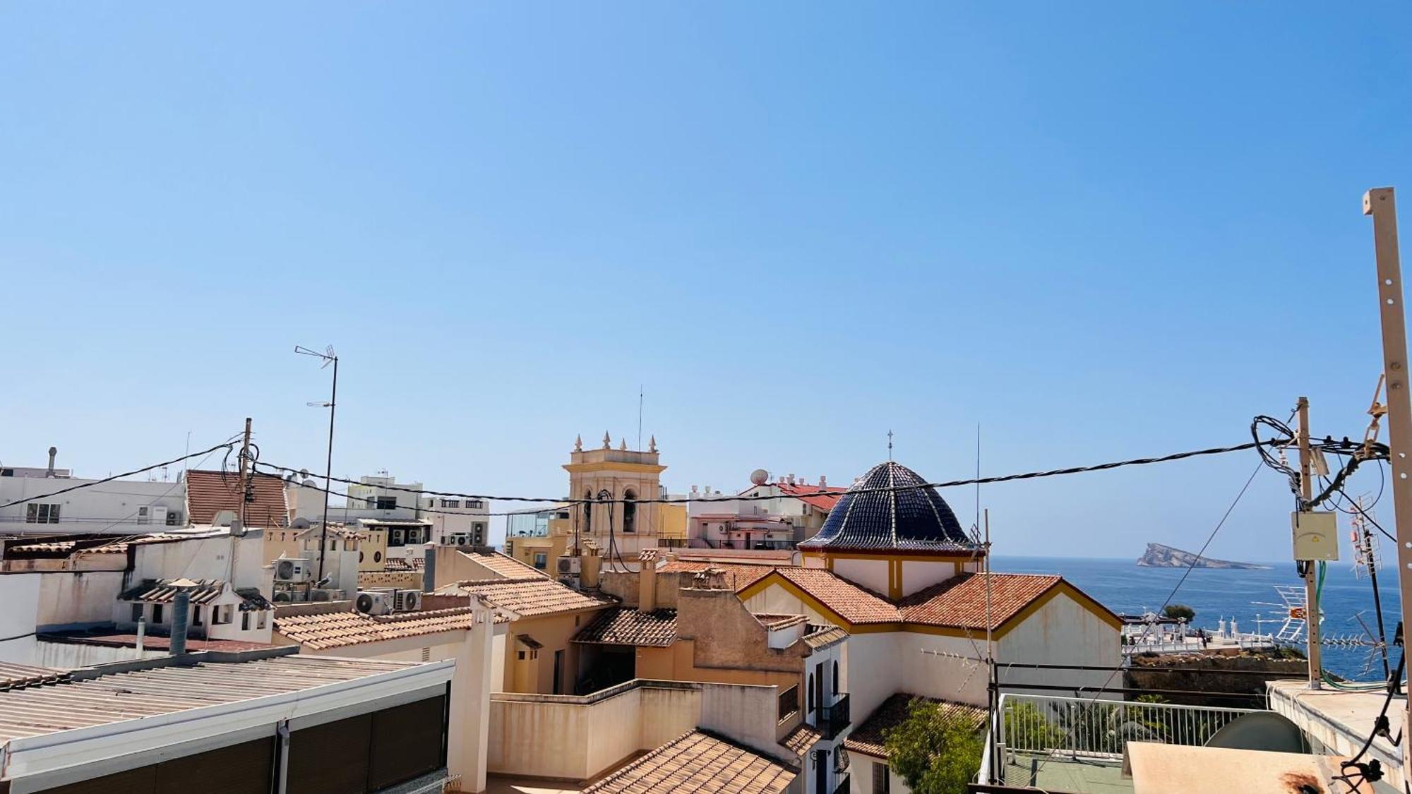 Atico Con Vistas En El Casco Antiguo De Benidorm Exterior foto