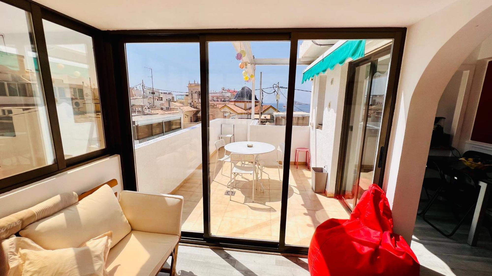 Atico Con Vistas En El Casco Antiguo De Benidorm Exterior foto